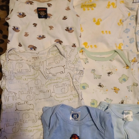 Baby boy gowns - Picture 2 of 4